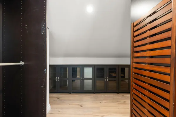 $1,325,000 | 738 Capitan Street, Thousand Oaks, CA 91320