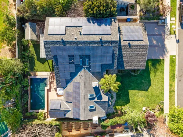 $1,325,000 | 738 Capitan Street, Thousand Oaks, CA 91320