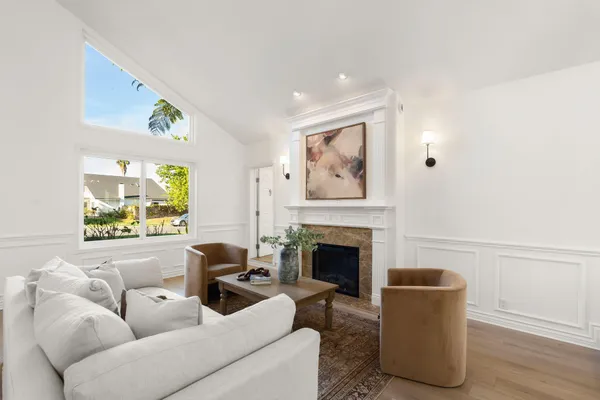 $1,325,000 | 738 Capitan Street, Thousand Oaks, CA 91320