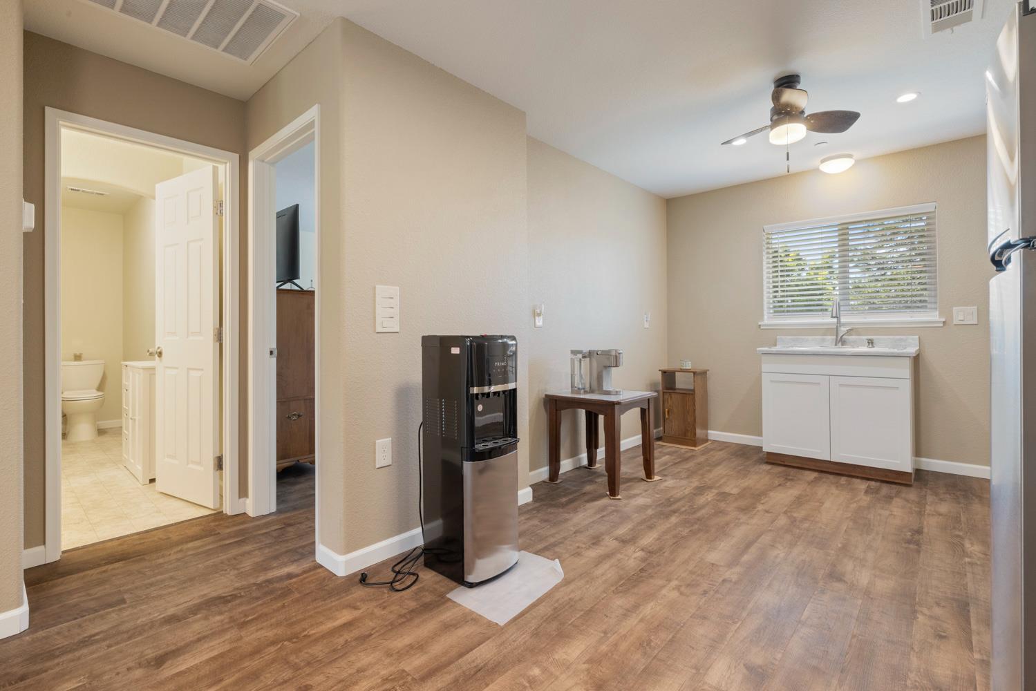 1255 Root Road Modesto, CA 95357 - Photo 15 of 52