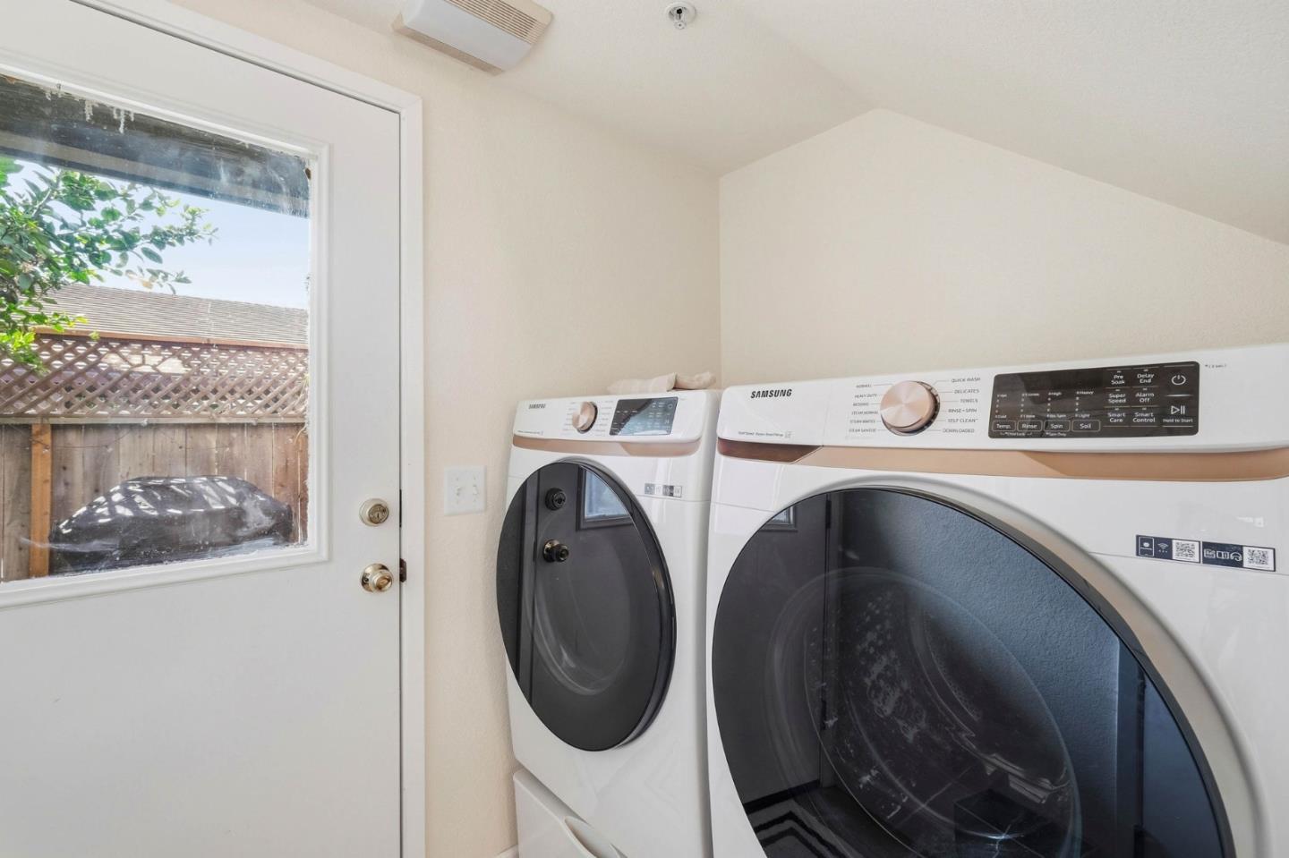 110 Library Lane Santa Cruz, CA 95062 - Photo 21 of 24 Gallery Image 21