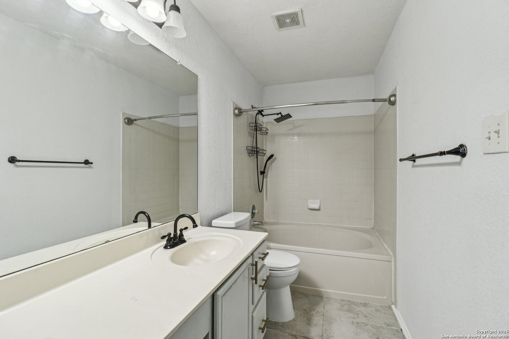 87 Kenrock Ridge San Antonio, TX 78254 - Photo 26 of 50 a bathroom with a sink toilet and shower