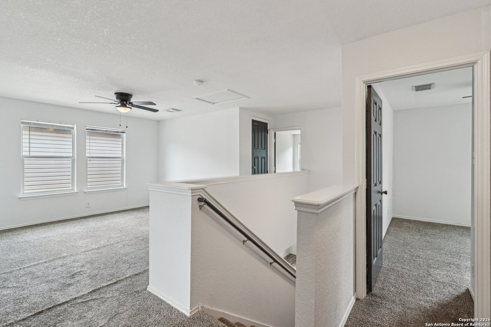 87 Kenrock Ridge San Antonio, TX 78254 - Photo 37 of 50 a view of hallway with windows
