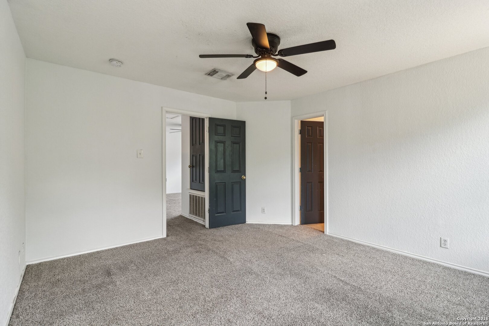87 Kenrock Ridge San Antonio, TX 78254 - Photo 38 of 50 a view of a livingroom with a ceiling fan