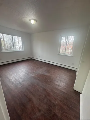 $1,700 | 129 Black Rock Avenue, Unit 13, Bridgeport, CT 06605