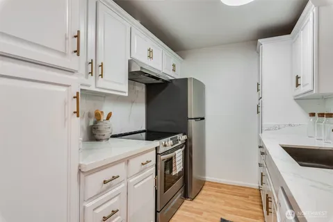 $250,000 | 31003 14th Avenue South, Unit A12, Federal Way, WA 98003