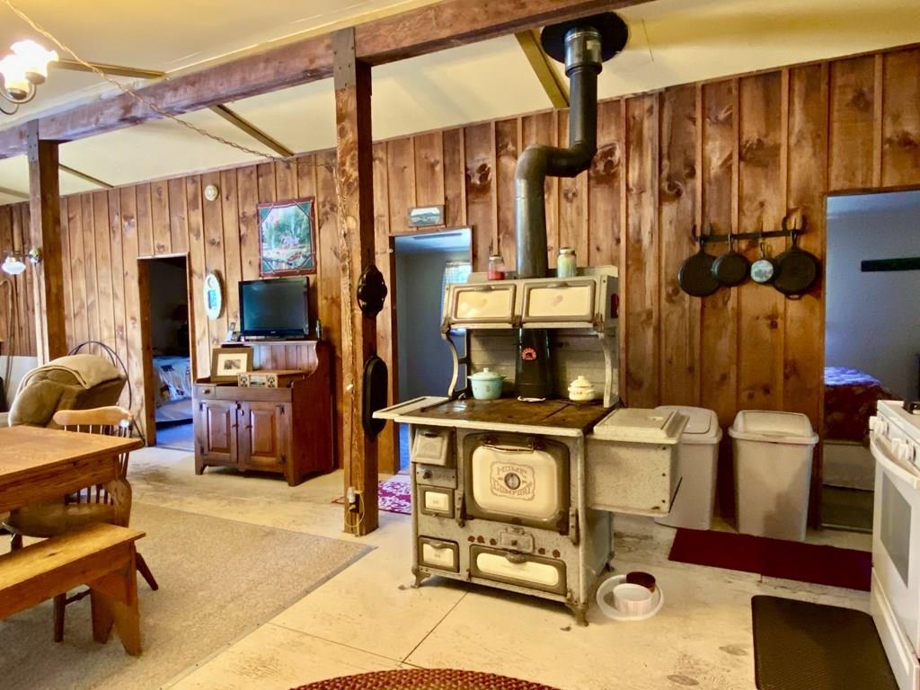 198 Hosmer Road Heath, MA 01346 - Photo 10 of 22