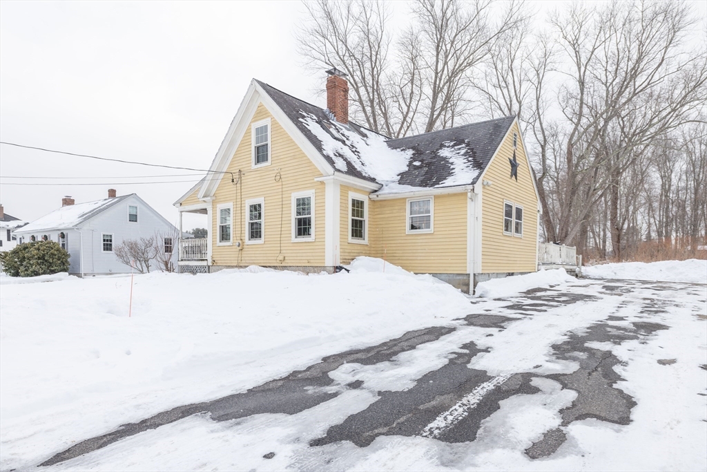 8 Washington Street Mendon, MA 01756 - Photo 18 of 20