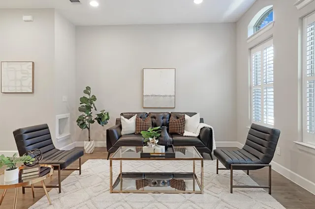 $525,000 | 1365 Arch Place, Dallas, TX 75215