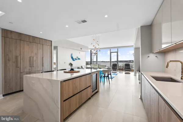 $1,895,000 | 1201 North Royal Street, Unit 405, Alexandria, VA 22314