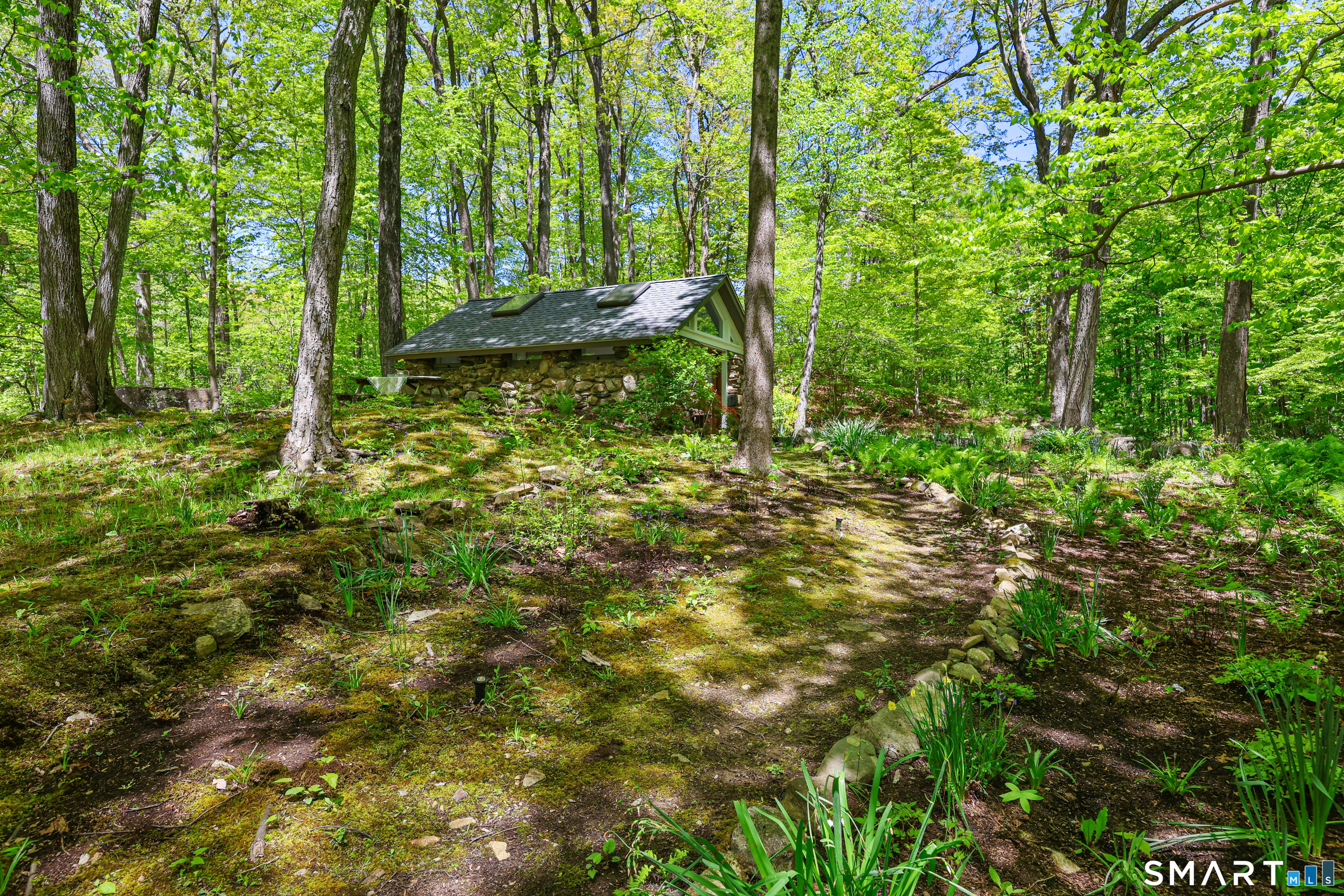 4 Old Barlow Mountain Road Ridgefield, CT 06877 - Photo 31 of 40 a view of outdoor space and green space