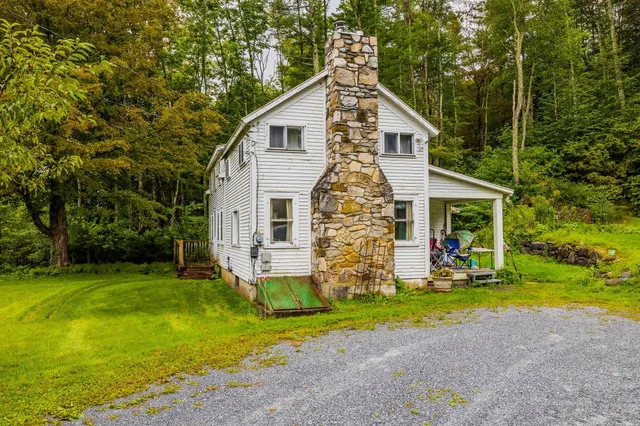 $2,300,000 | 215 Highway 30, Dorset, VT 05251