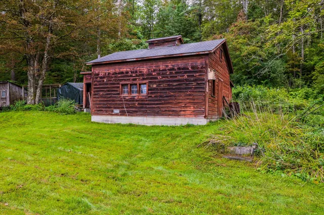 $2,300,000 | 215 Highway 30, Dorset, VT 05251
