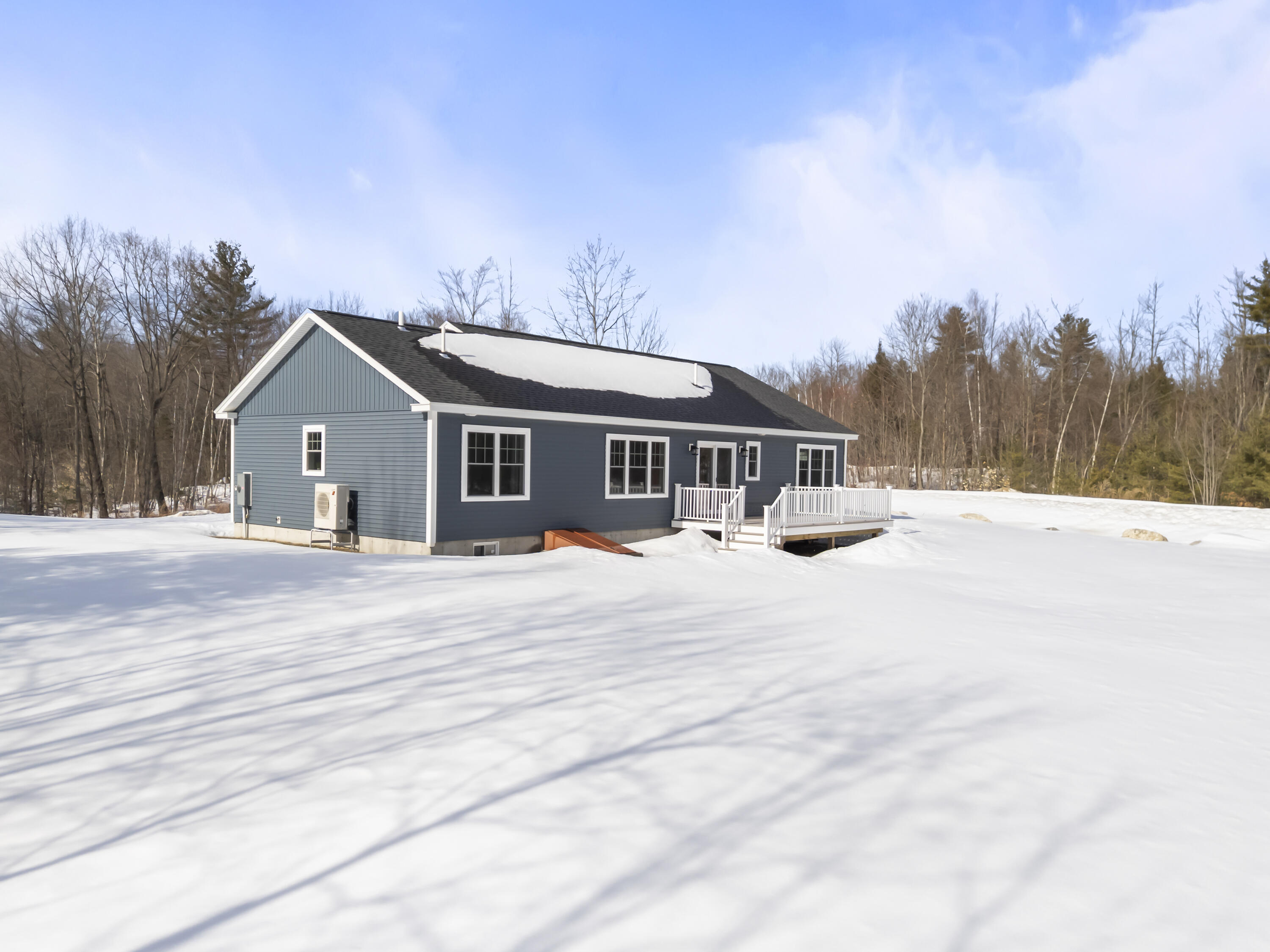 7 Mavis Drive Turner, ME 04282 - Photo 5 of 39 7 Mavis Dr_144