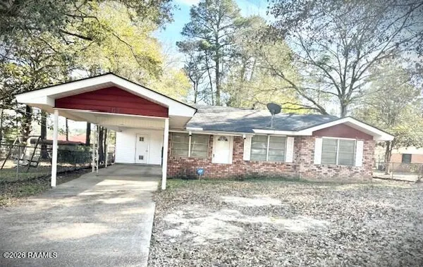 $1,200 | 103 Holly Street, Pineville, LA 71360