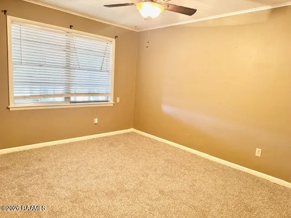 $1,200 | 103 Holly Street, Pineville, LA 71360