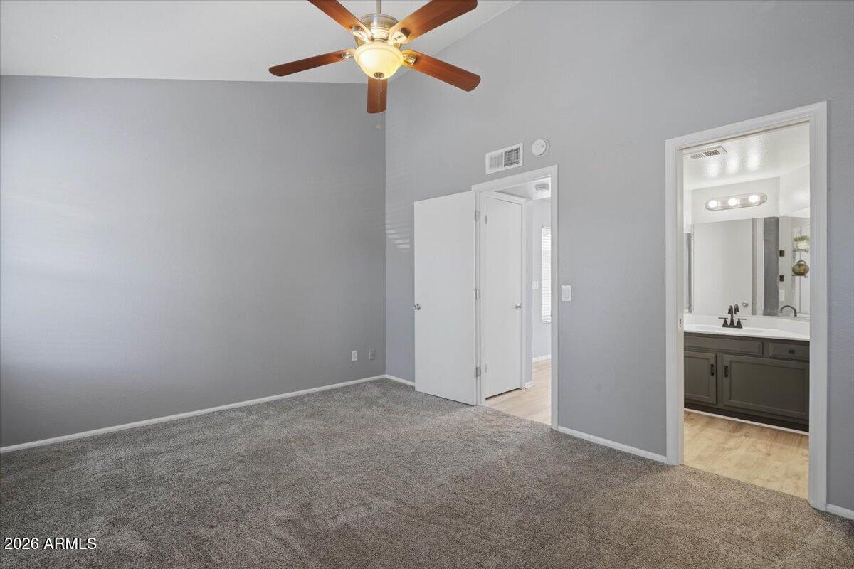 2834 South Ext Road, Unit 2010 Mesa, AZ 85210 - Photo 27 of 36 2nd Primary Suite