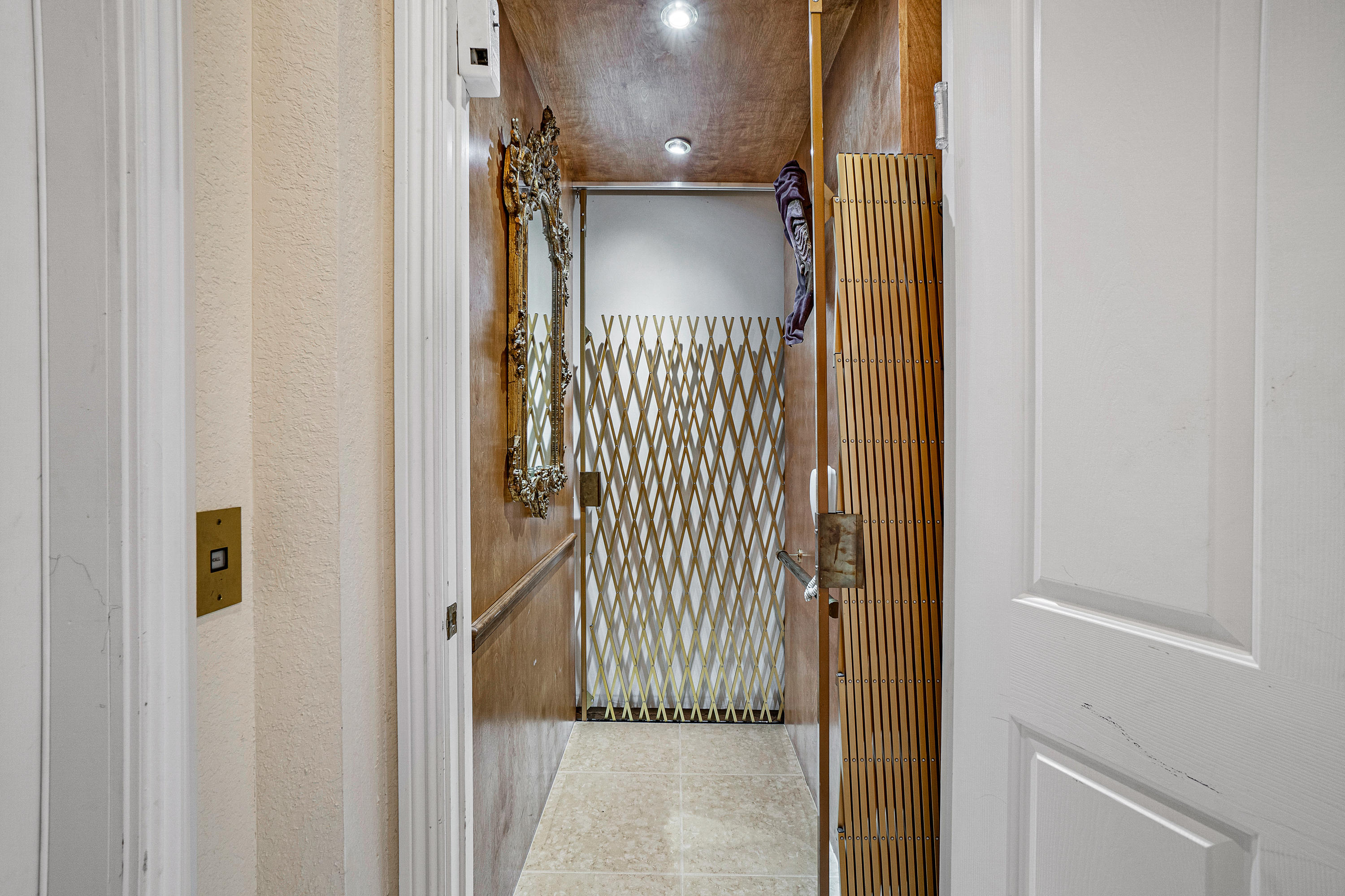 6160 Island Bend, Unit D Boca Raton, FL 33496 - Photo 23 of 25 Private Elevator