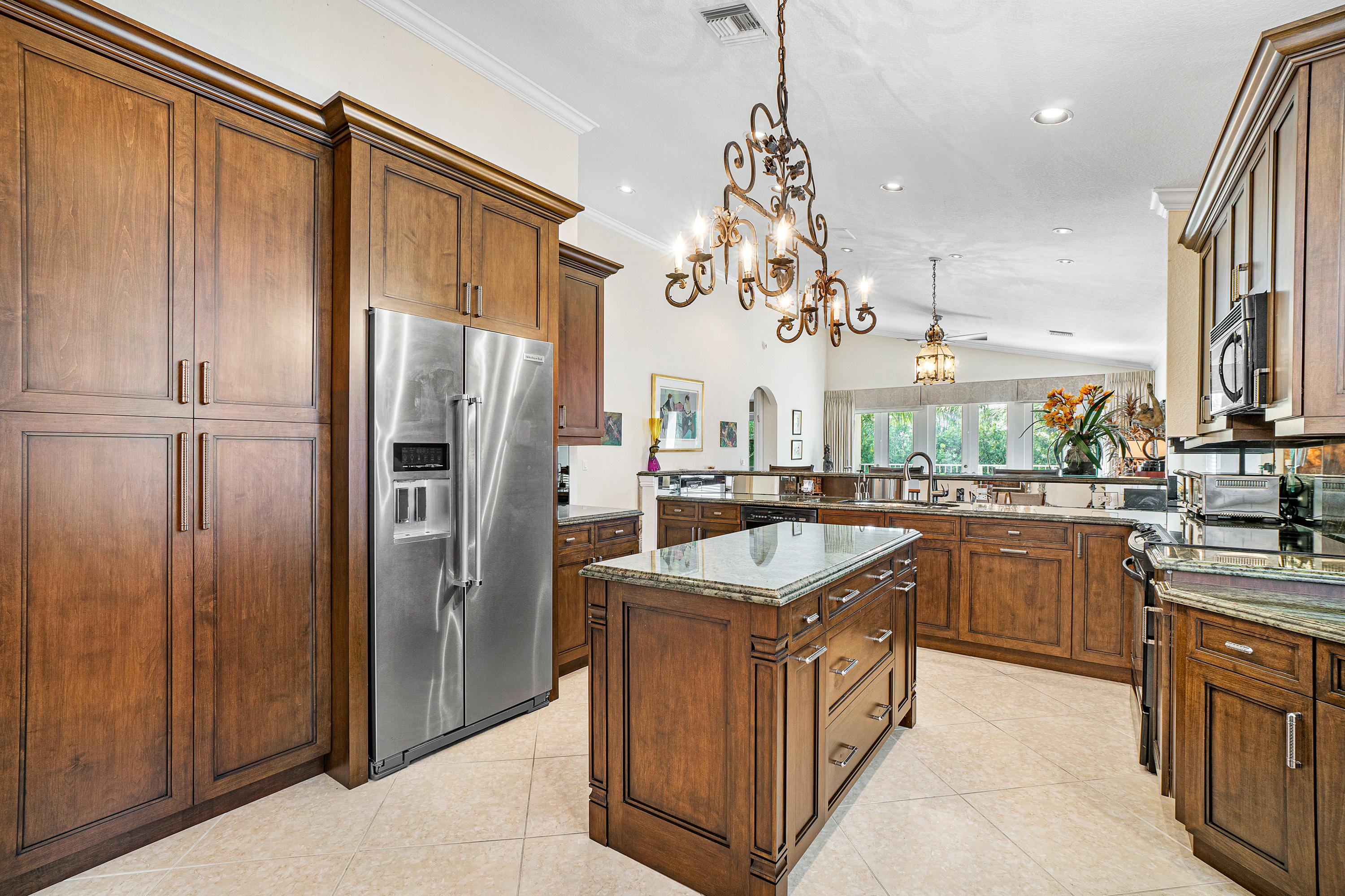 6160 Island Bend, Unit D Boca Raton, FL 33496 - Photo 8 of 25 Kitchen