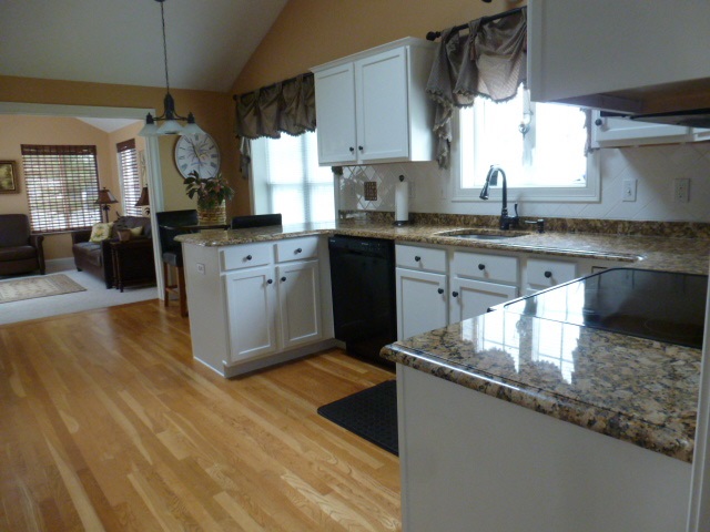 28 Hampton Meadows Hampton, NH 03842 - Photo 11 of 27 Gallery Image 11