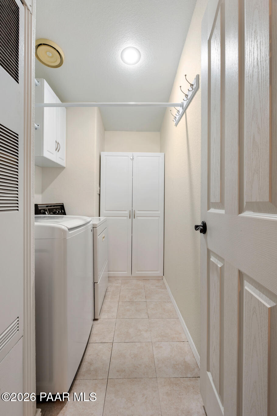 12170 East Obsidian Loop Road Prescott Valley, AZ 86327 - Photo 18 of 39 Laundry Room - 12170 Obsidian Loop