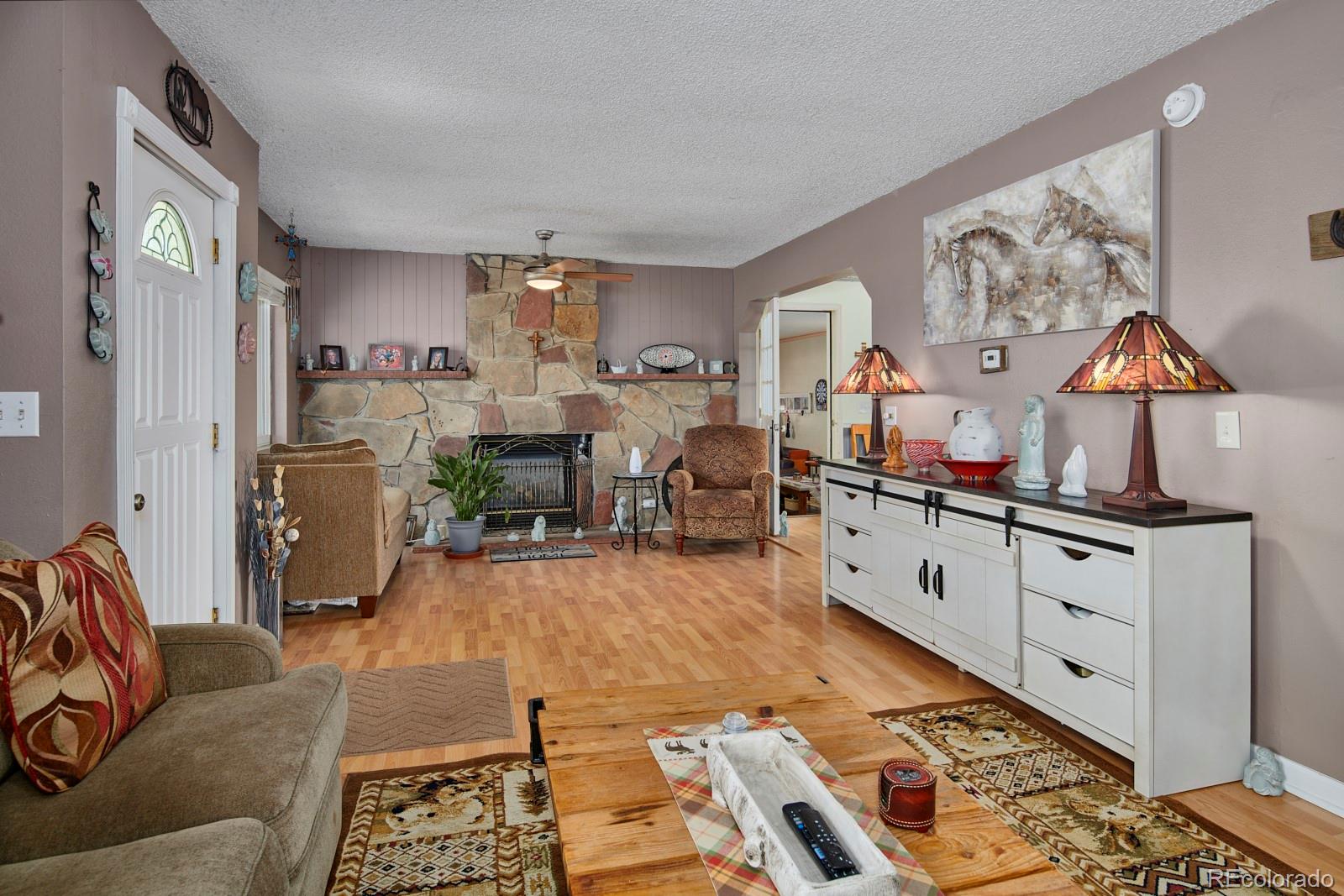 9462 Apache Road Longmont, CO 80504 - Photo 4 of 28 Gallery Image 4