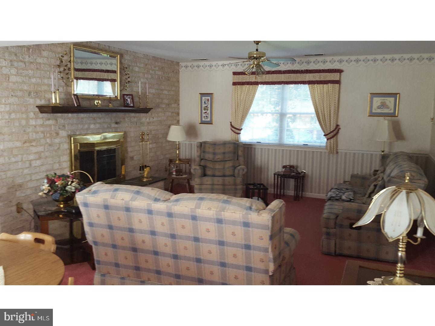 4318 Stoudts Ferry Bridge Road Reading, PA 19605 - Photo 15 of 17 Family Room