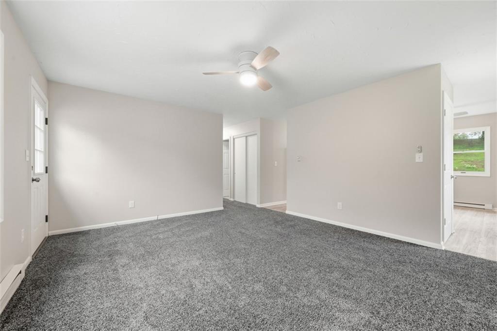 121 Kyle Road Valencia, PA 16059 - Photo 6 of 36
