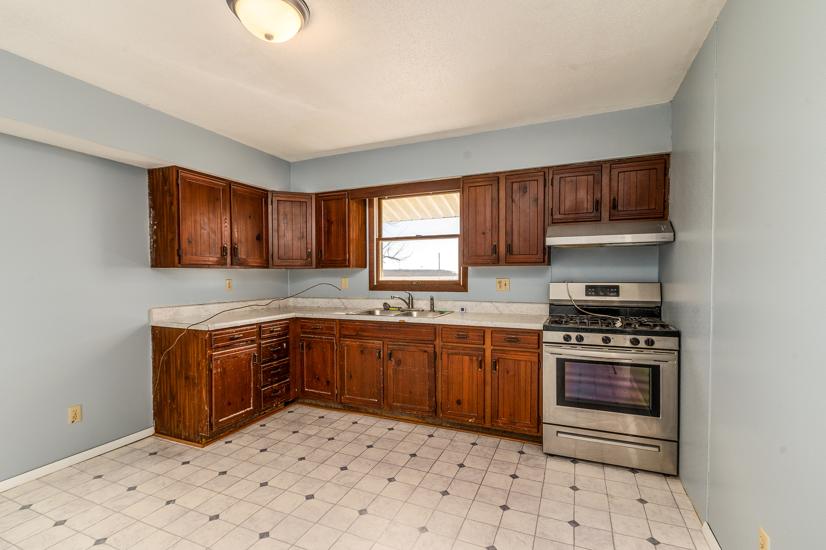 517 Koonce Road Murphysboro, IL 62966 - Photo 8 of 32