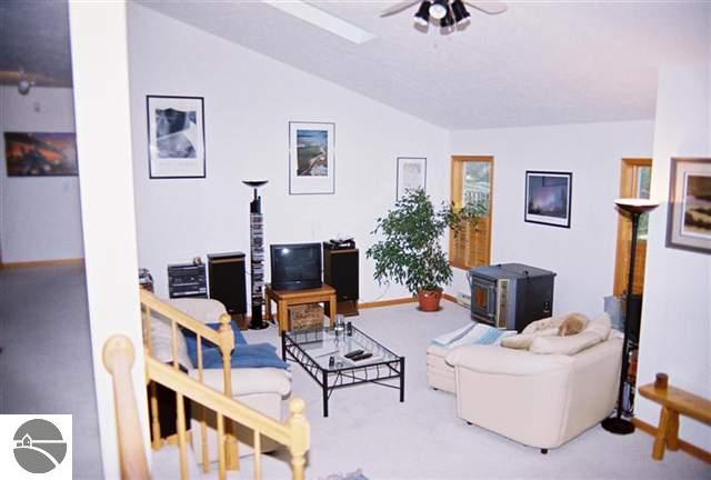 7544 Rosinski Road Cedar, MI 49621 - Photo 6 of 19 1736693-5.JPG