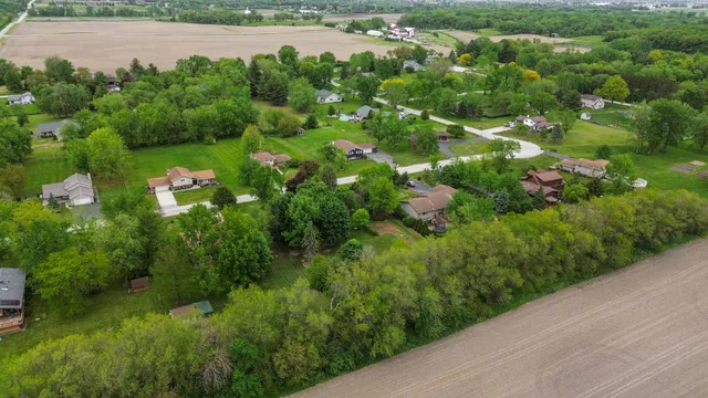 $299,900 | 2841 East Pine Drive, Crete, IL 60417