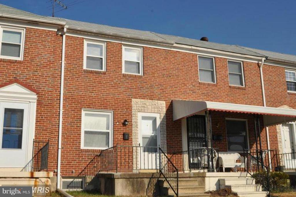 39 Hawthorne Road Middle River, MD 21220 - Photo 1 of 1 Exterior (Front)