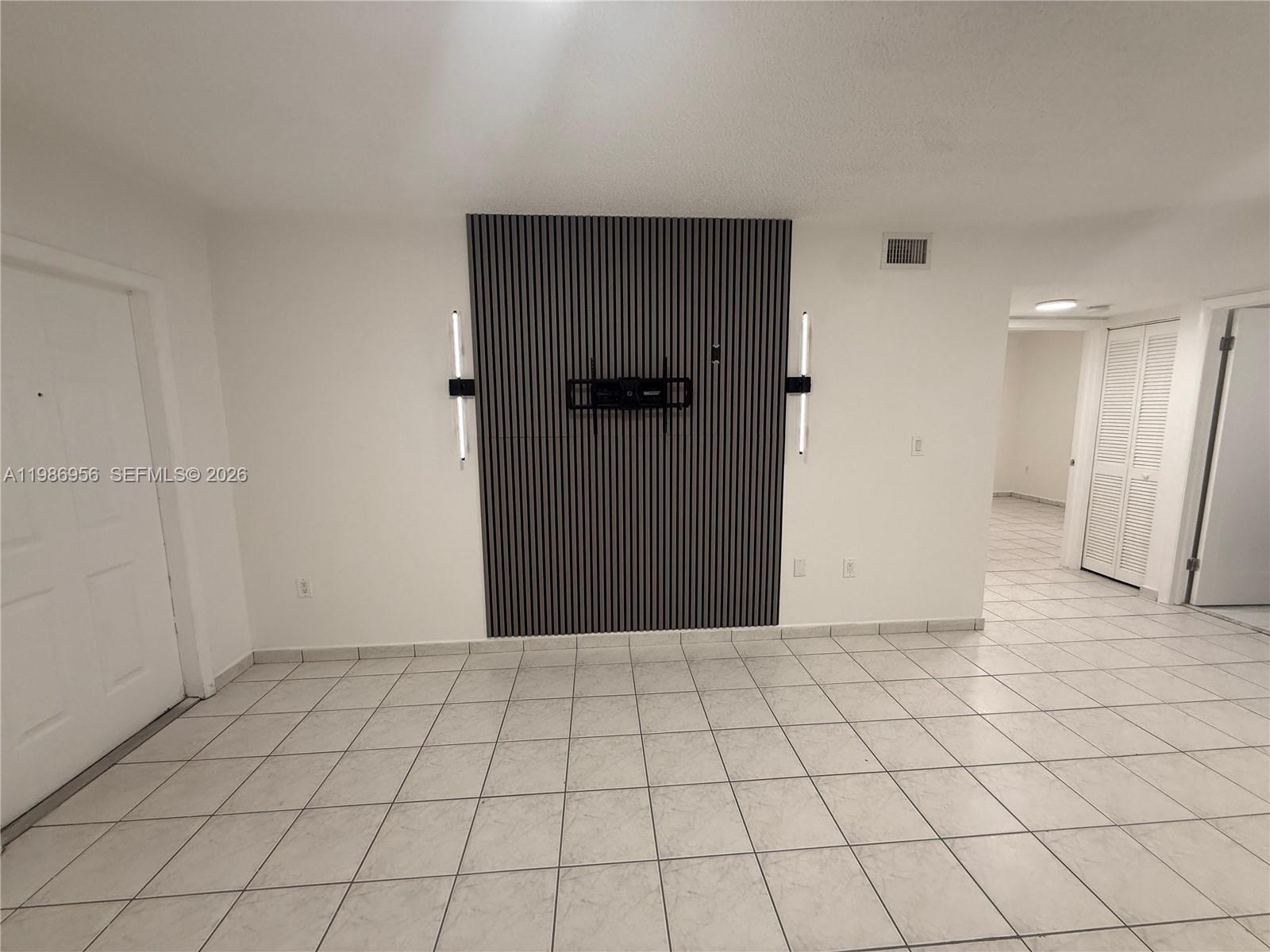 3262 West 70th Street, Unit 101 Hialeah, FL 33018 - Photo 4 of 17