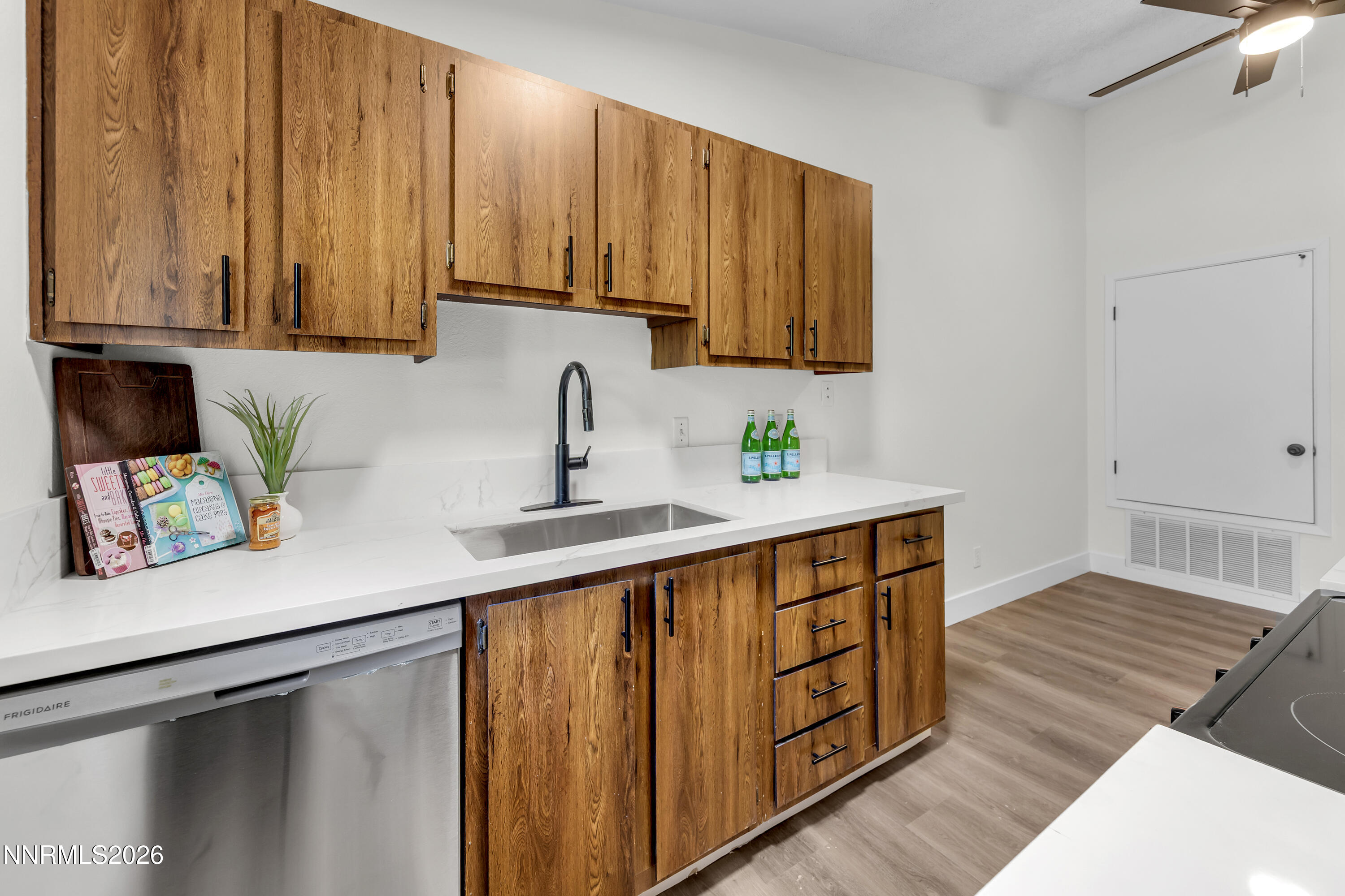 4548 Matich Drive Reno, NV 89502 - Photo 10 of 36 Matich4548-009
