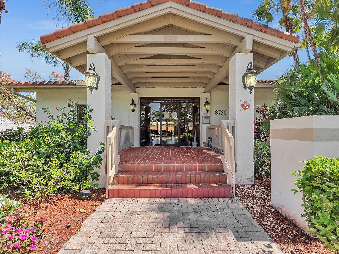 19975 Dean Drive Boca Raton, FL 33434 - Photo 33 of 44 club house