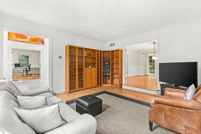 $2,299,000 | 276 High Street, Winchester, MA 01890