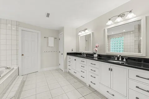 $2,299,000 | 276 High Street, Winchester, MA 01890