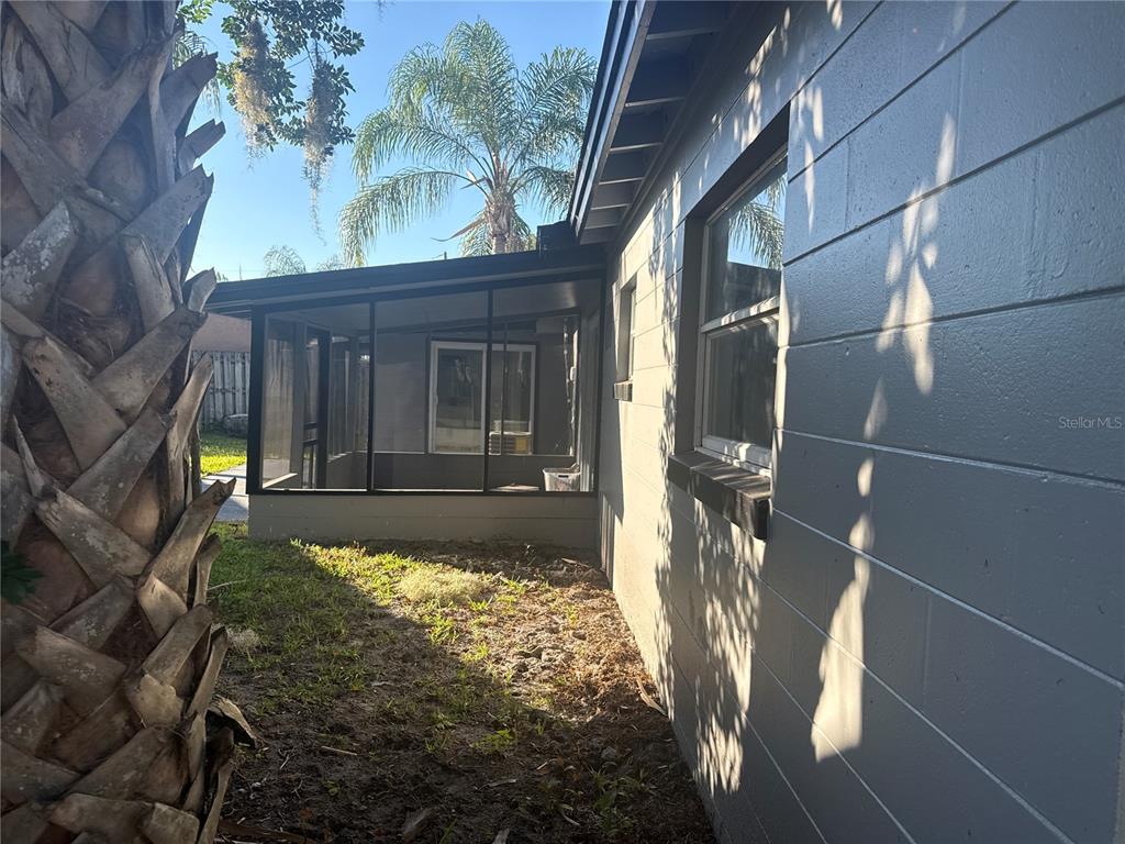 903 North Harbor Terrace Road Tavares, FL 32778 - Photo 63 of 69 a view of entryway with a front door and wooden floor