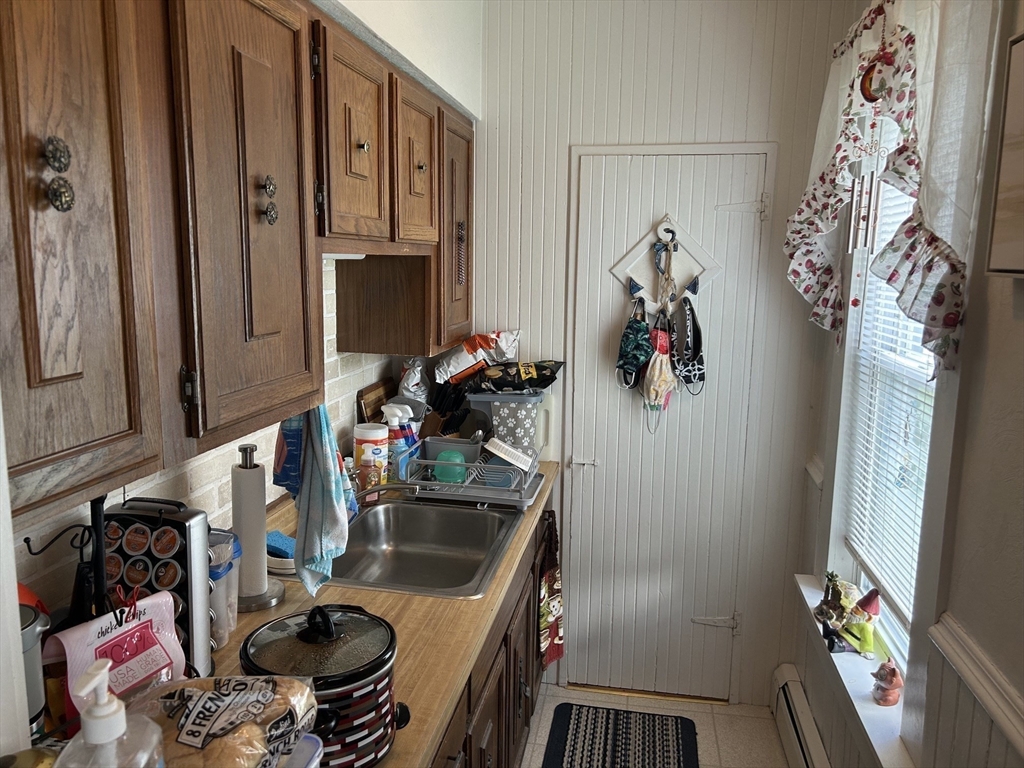 30 Park Road Webster, MA 01570 - Photo 6 of 20