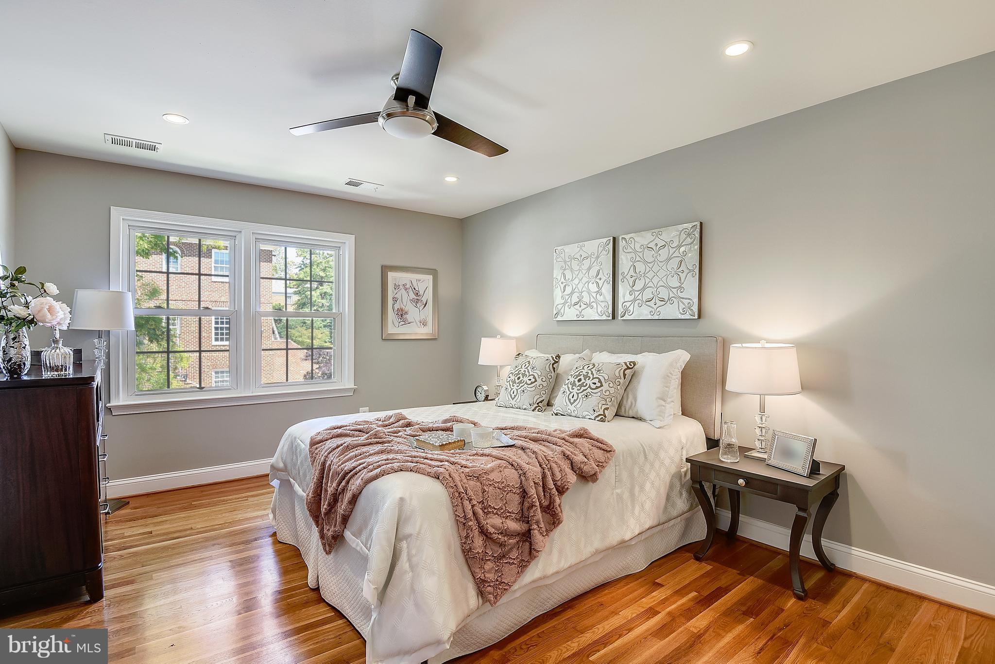 1126 Kensington Road McLean, VA 22101 - Photo 13 of 29 Bedroom (Master)