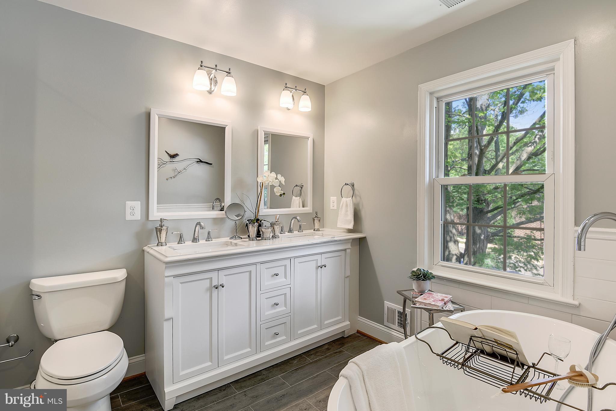 1126 Kensington Road McLean, VA 22101 - Photo 15 of 29 Bedroom (Master)