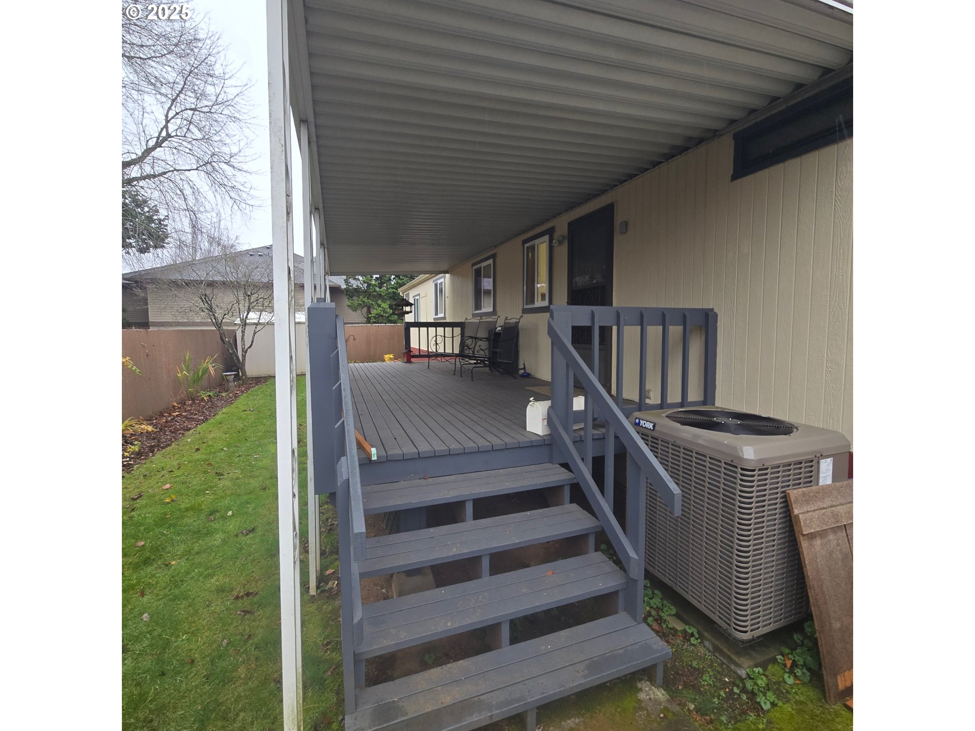7858 Southeast King Road, Unit 7 Milwaukie, OR 97222 - Photo 7 of 31 a view of entryway