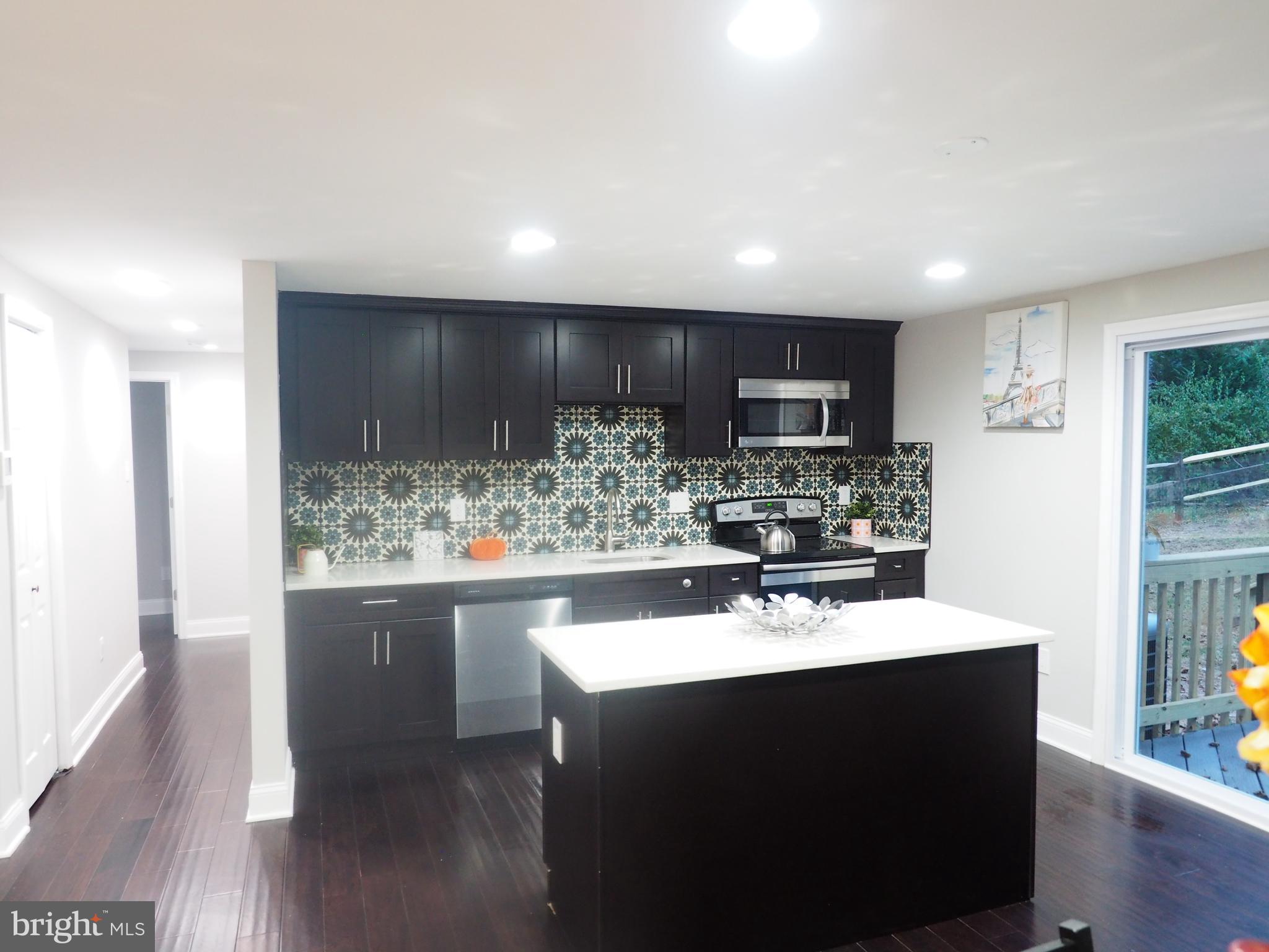 6358 Rising Moon Columbia, MD 21045 - Photo 14 of 45 Kitchen