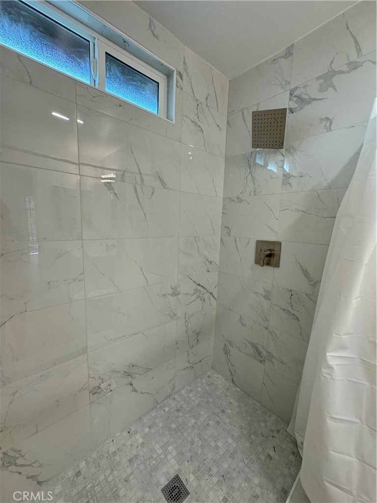 7240 Richfield Street Paramount, CA 90723 - Photo 27 of 30 Property is occupied