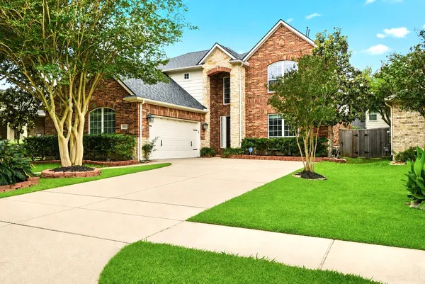 $509,000 | 18431 West Laura Shore Drive, Cypress, TX 77433