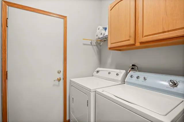 $299,900 | 20965 West Snowberry Lane, Plainfield, IL 60544