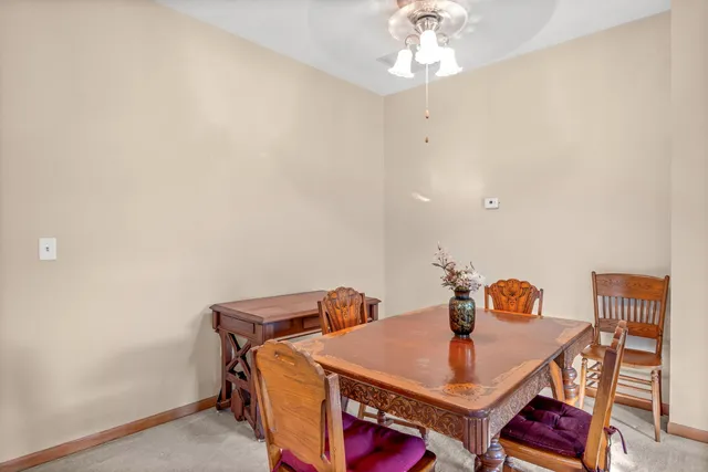 $299,900 | 20965 West Snowberry Lane, Plainfield, IL 60544