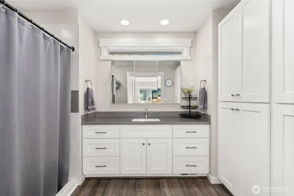 $815,000 | 868 Coal Creek Road, Chehalis, WA 98532