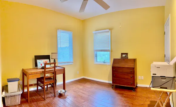 $2,700 | 512 Side Saddle, Horseshoe Bay, TX 78657