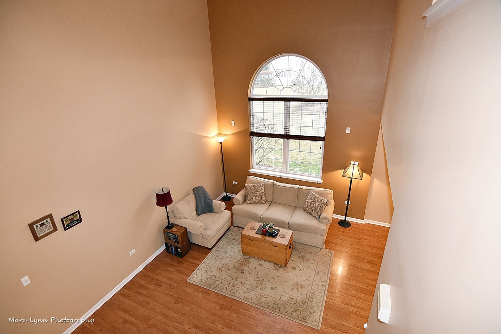 47 Rolling Oaks Road, Unit B Sugar Grove, IL 60554 - Photo 14 of 22 a living room with furniture and a window